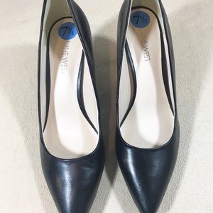 Women shoes Nine West.